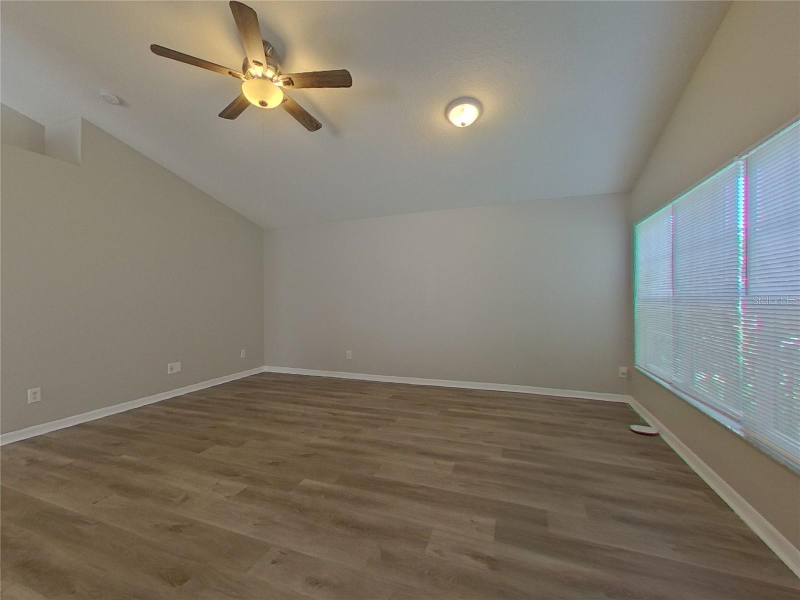Image 3 of 15 For 8704 Persea Court
