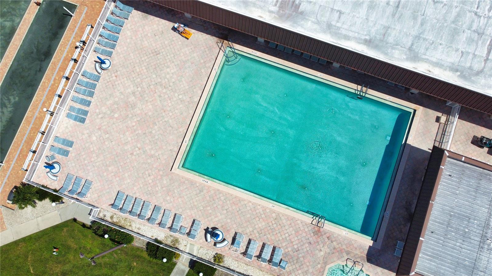 Image 71 of 77 For 658 La Sala  