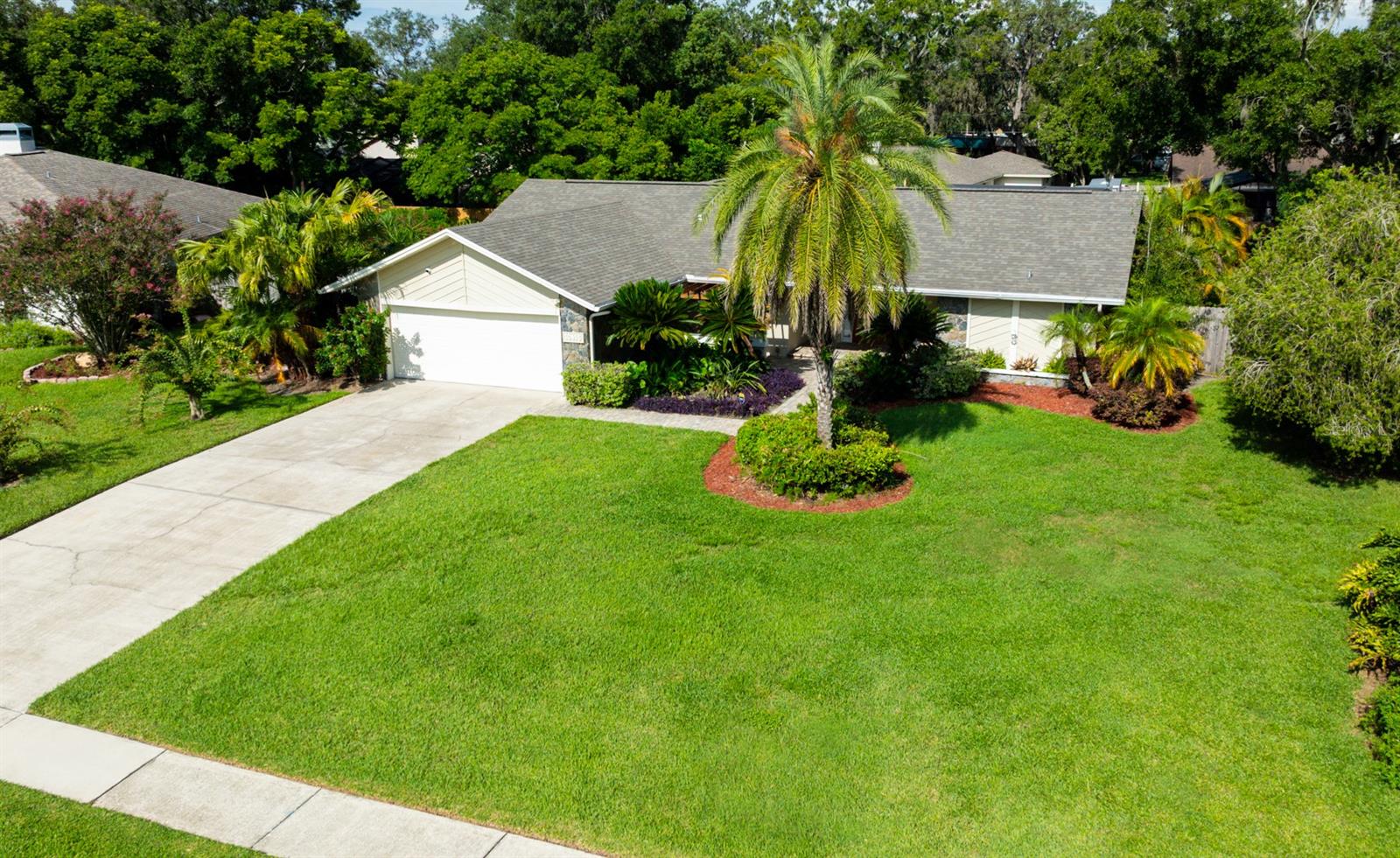 Image 37 of 40 For 10415 Oakbrook Drive