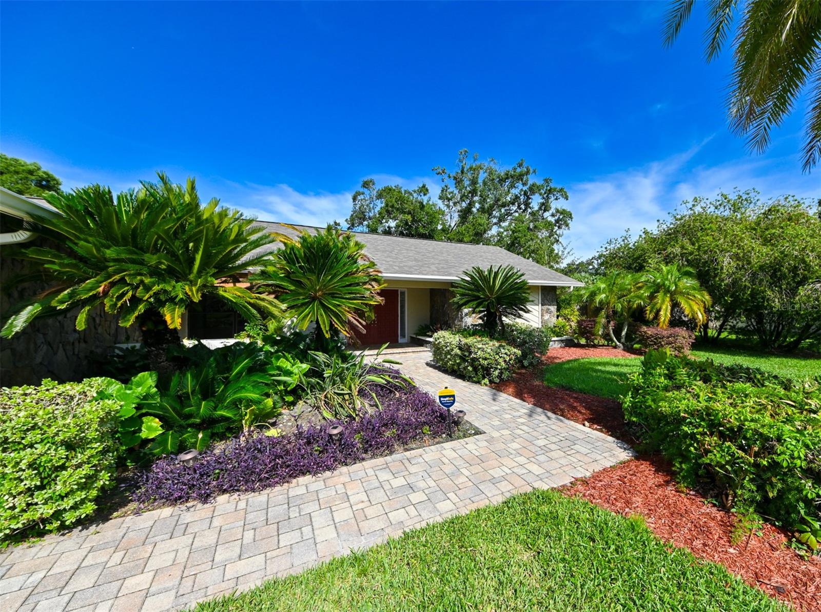 Image 39 of 40 For 10415 Oakbrook Drive