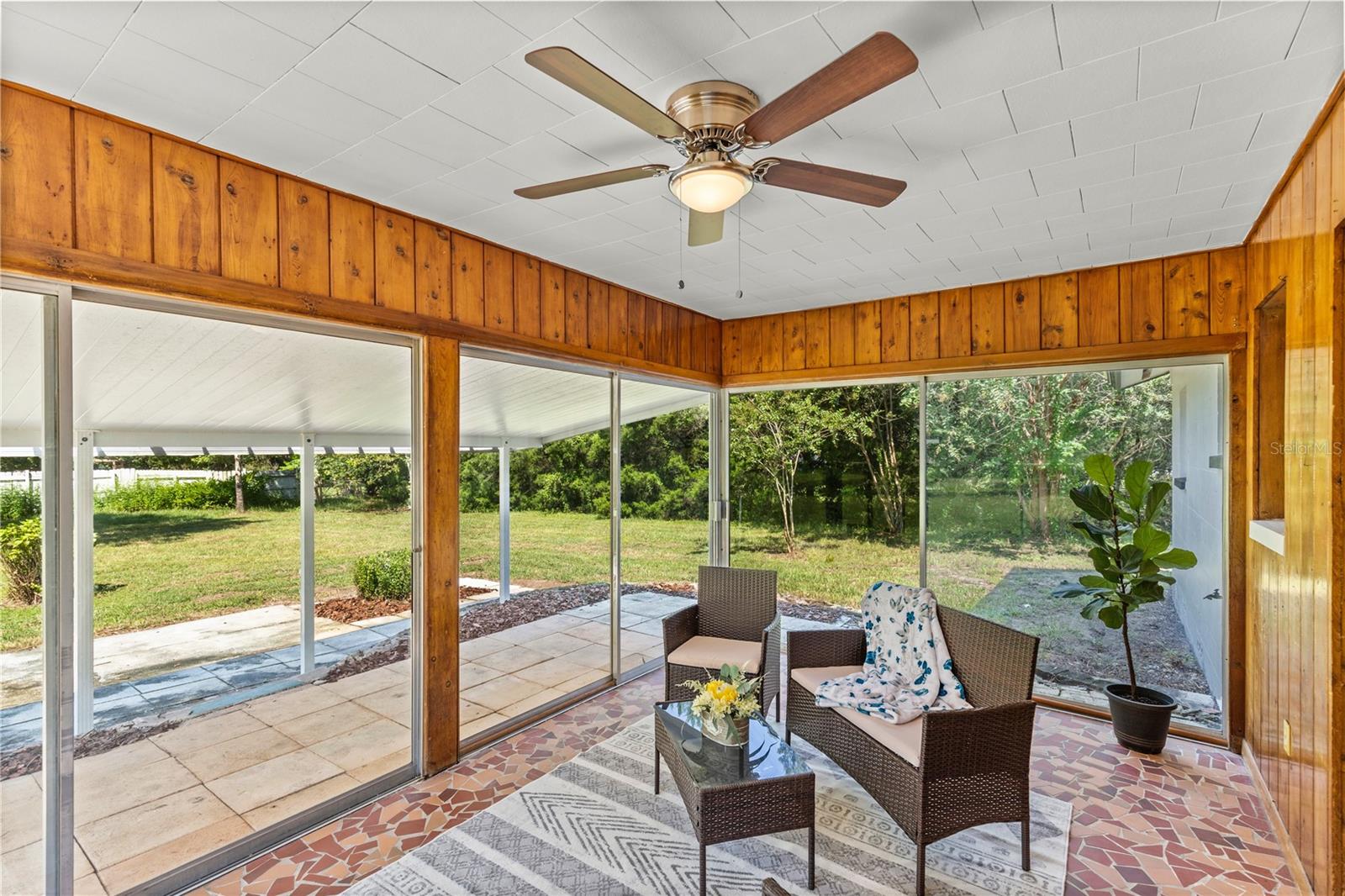 Image 18 of 38 For 5714 196th Avenue