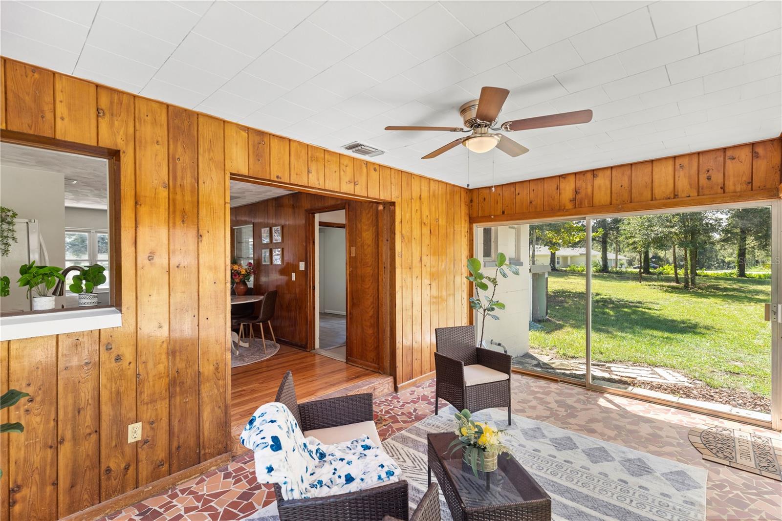 Image 20 of 38 For 5714 196th Avenue