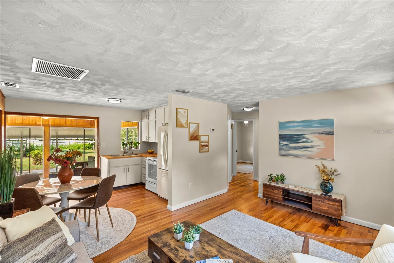 Image 7 of 38 For 5714 196th Avenue