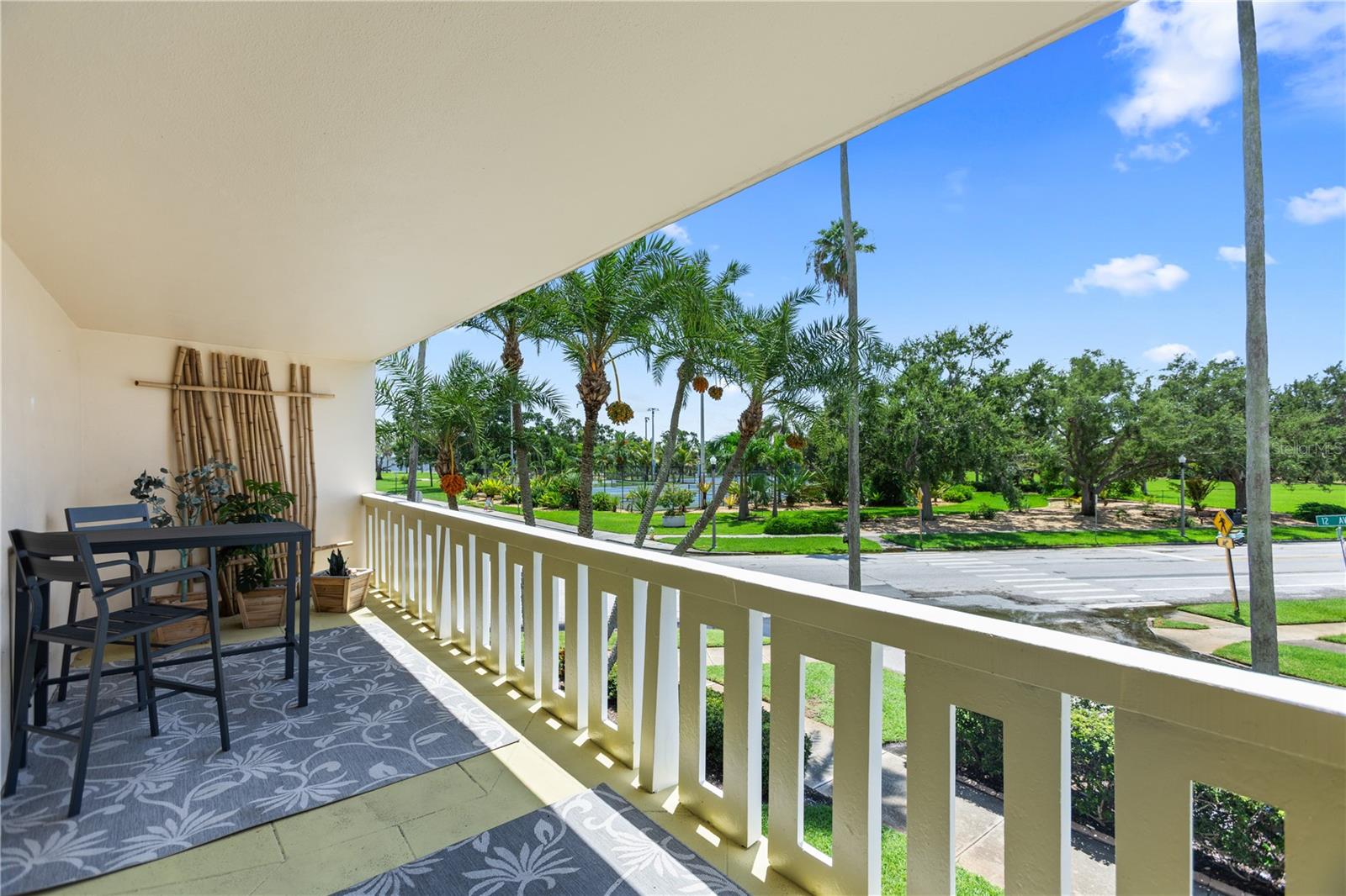 Image 11 of 23 For 1200 Shore Drive Ne 204