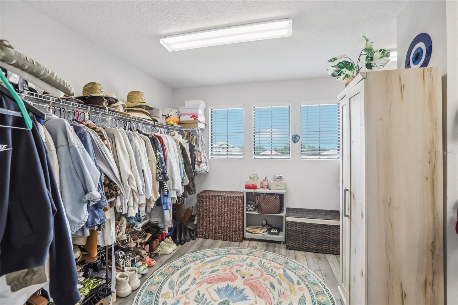 Image 49 of 74 For 12829 Tortoise Shell Place