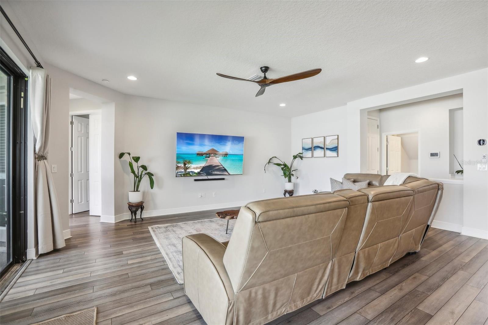 Image 8 of 74 For 12829 Tortoise Shell Place