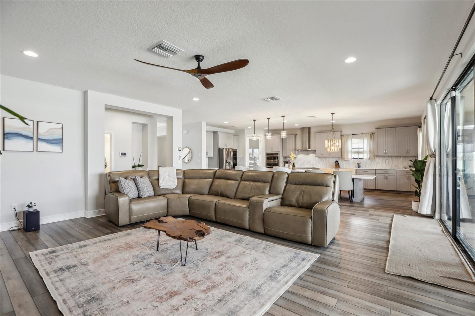 Image 9 of 74 For 12829 Tortoise Shell Place