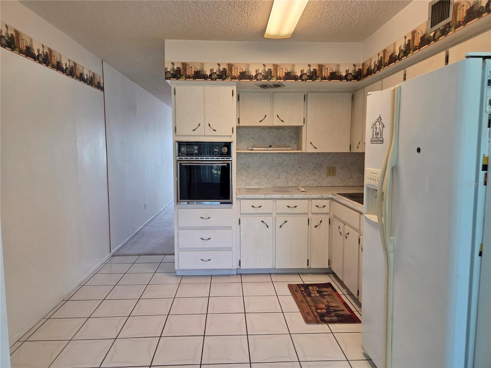 Image 13 of 37 For 2256 Philippine Drive 40