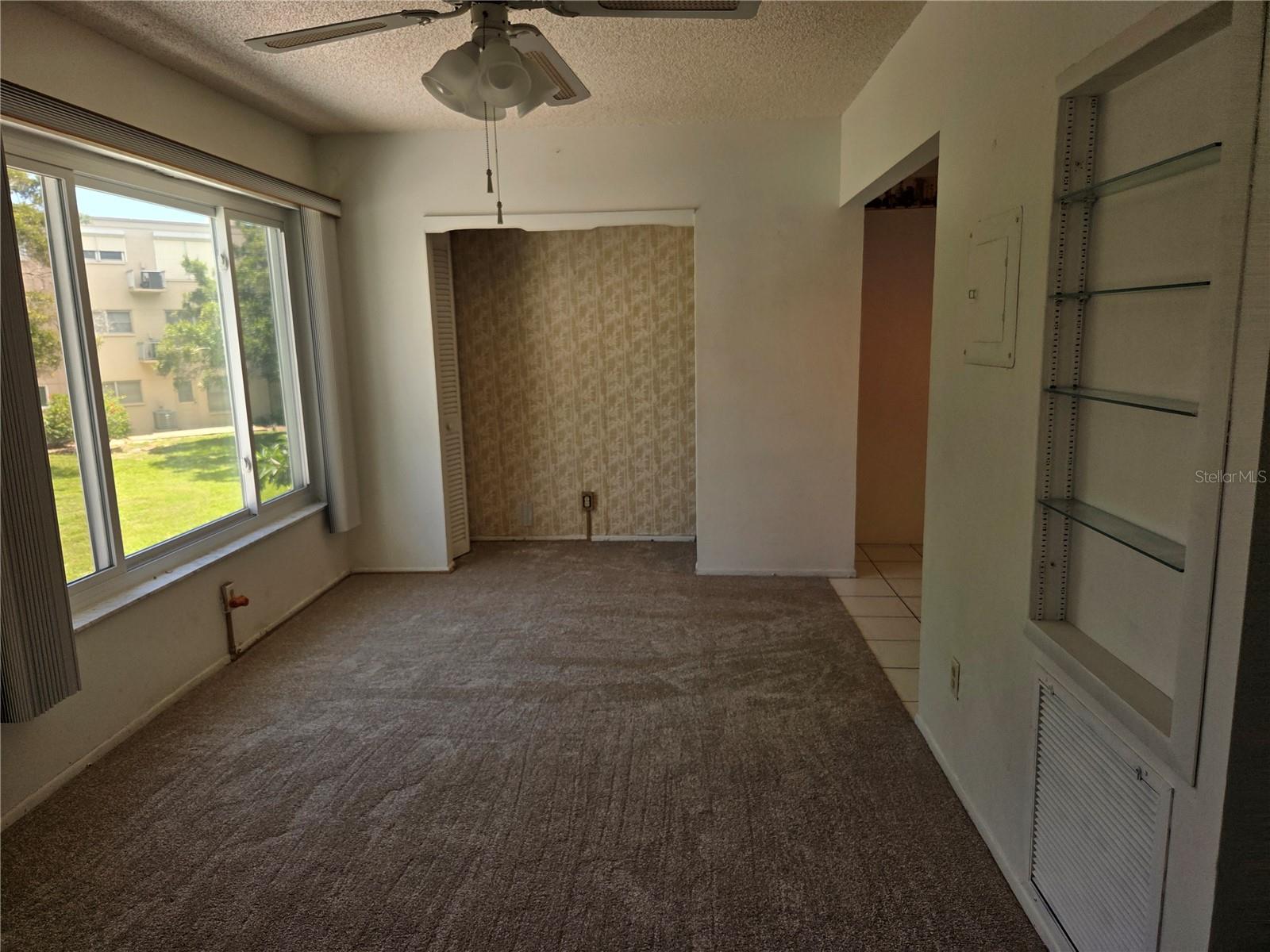 Image 19 of 37 For 2256 Philippine Drive 40