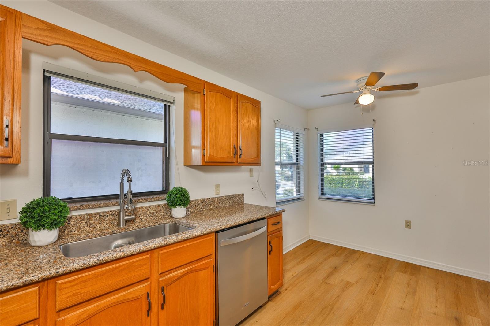 Image 12 of 39 For 6253 Sandpipers Drive
