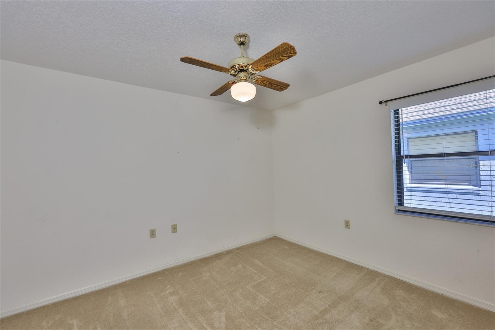 Image 21 of 39 For 6253 Sandpipers Drive
