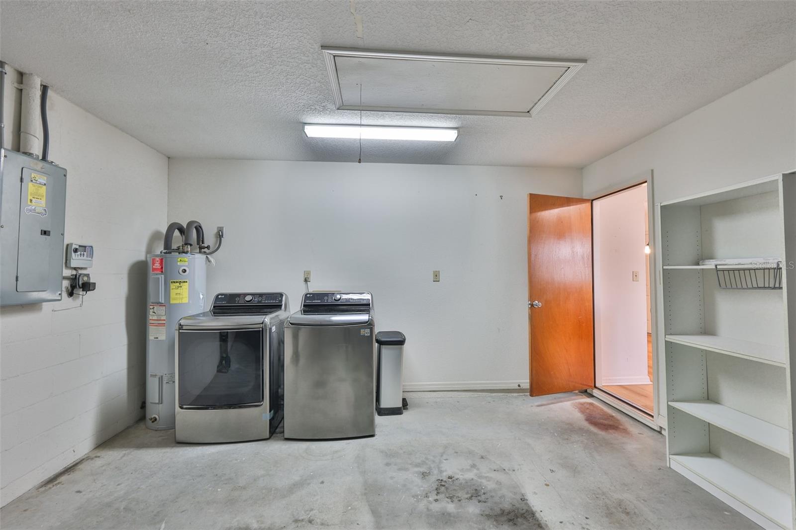 Image 30 of 39 For 6253 Sandpipers Drive