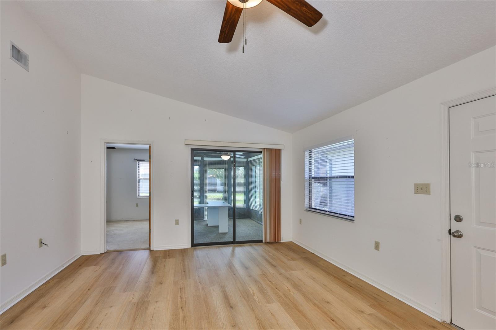 Image 8 of 39 For 6253 Sandpipers Drive