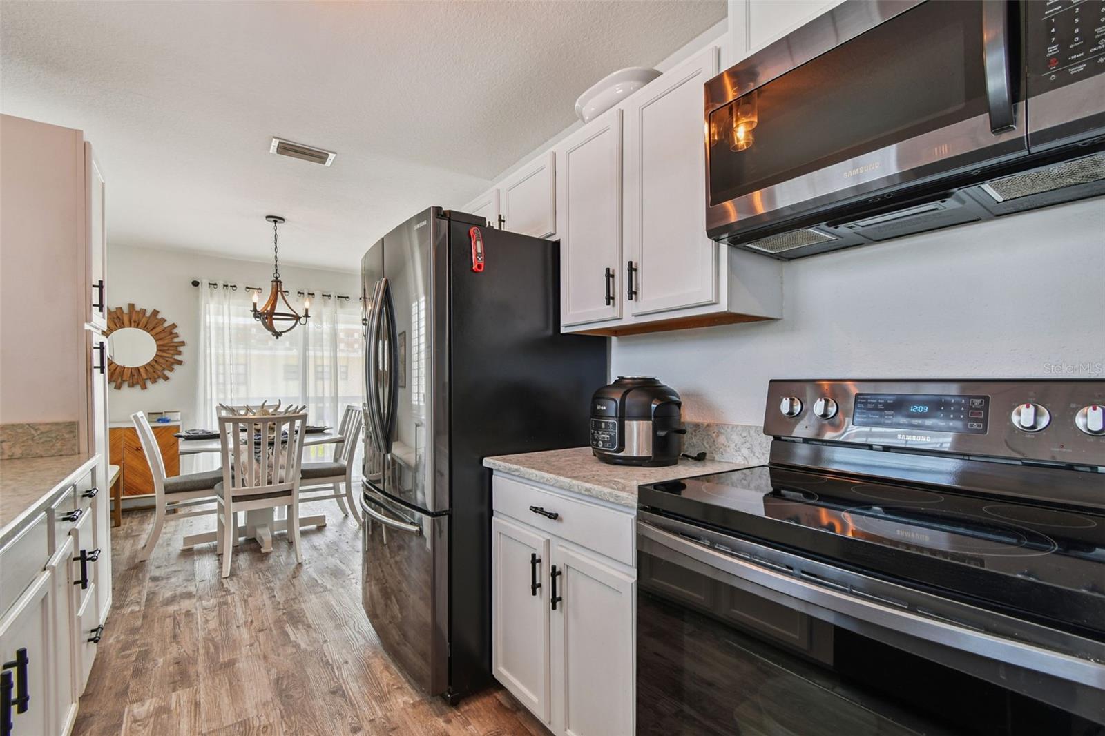 Image 13 of 54 For 16313 1st Street E