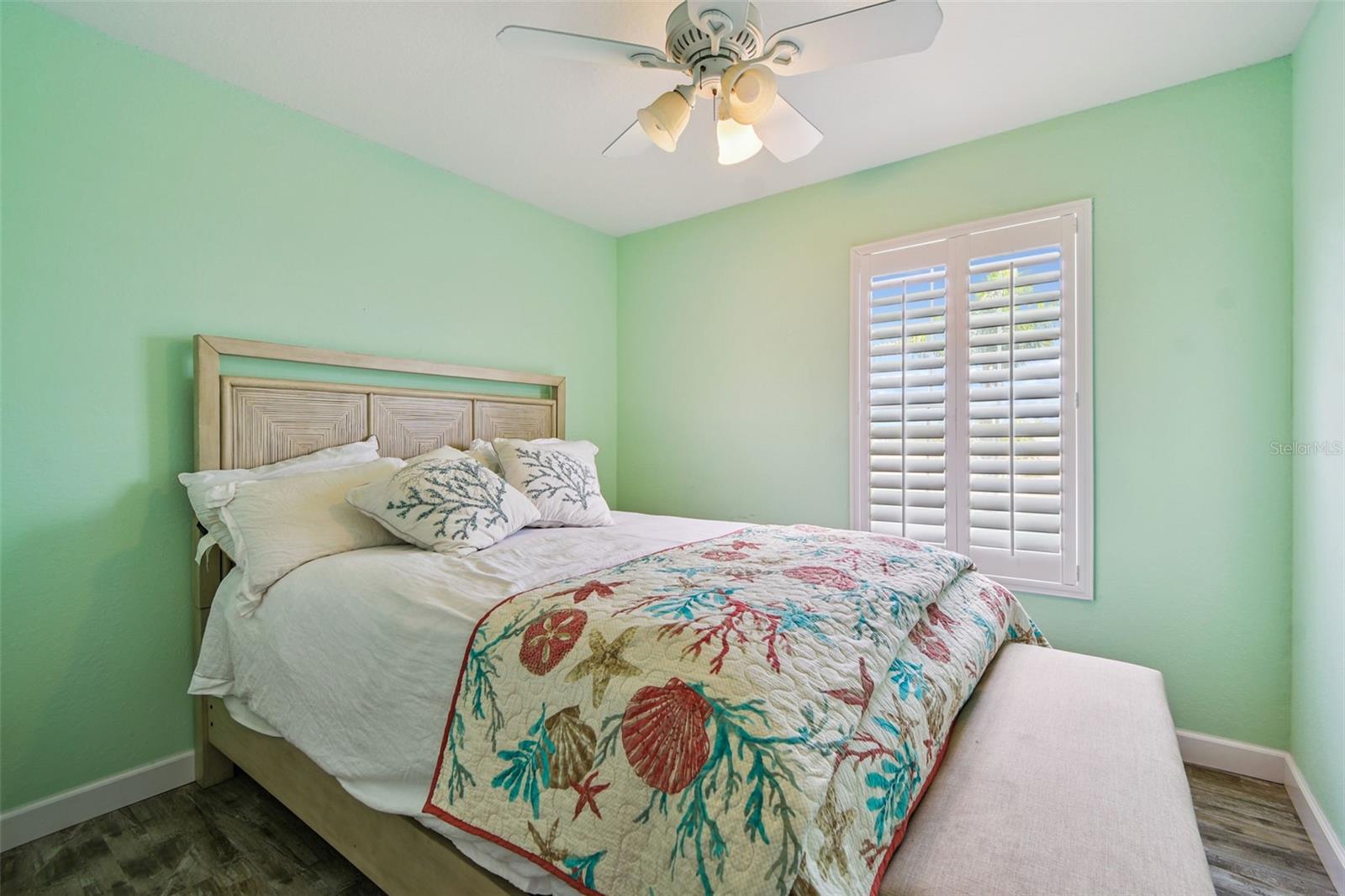 Image 14 of 54 For 16313 1st Street E