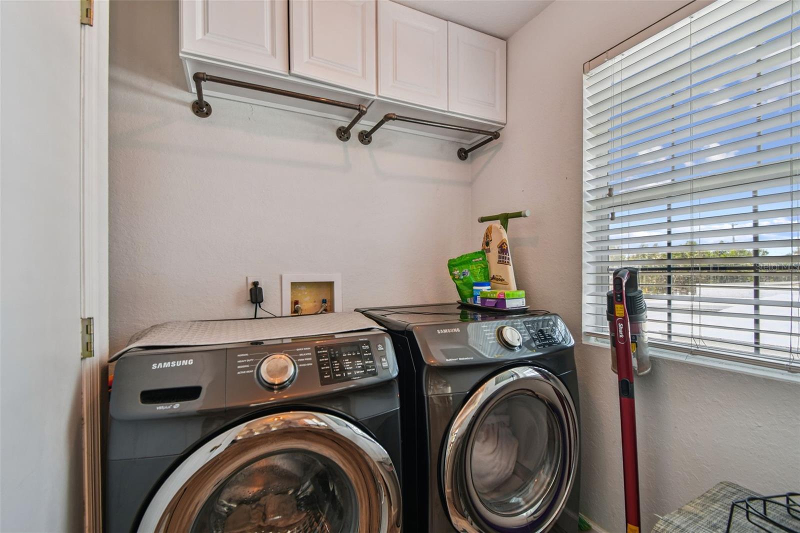 Image 20 of 54 For 16313 1st Street E
