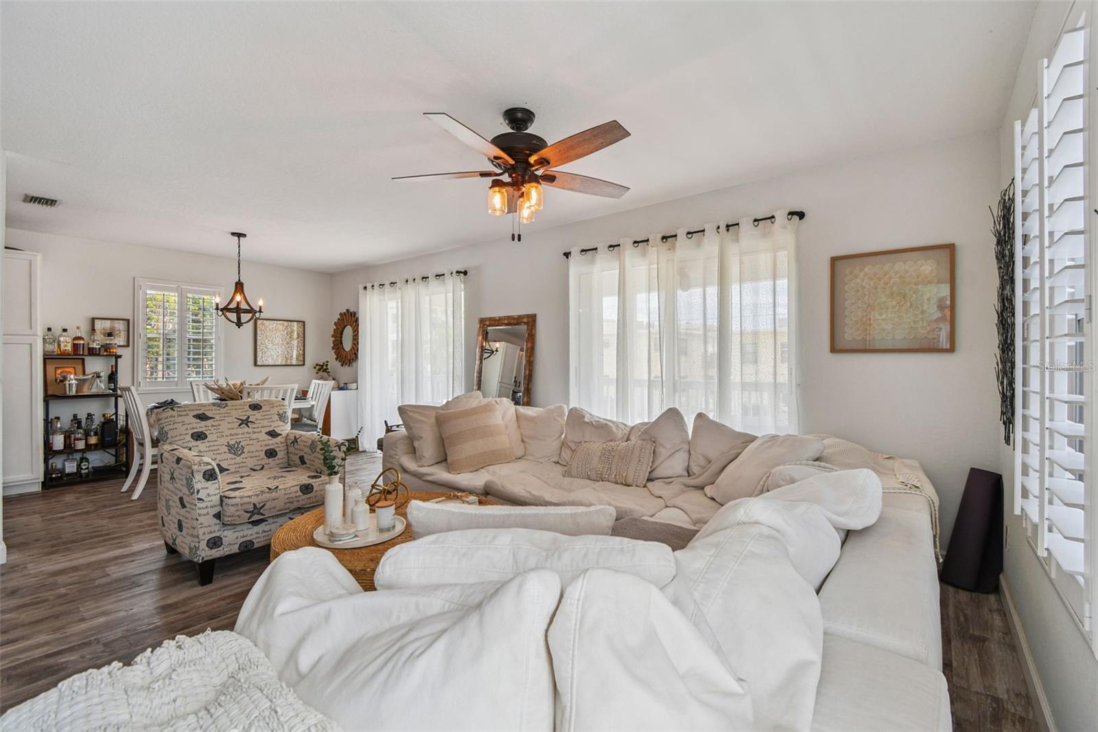 Image 4 of 54 For 16313 1st Street E