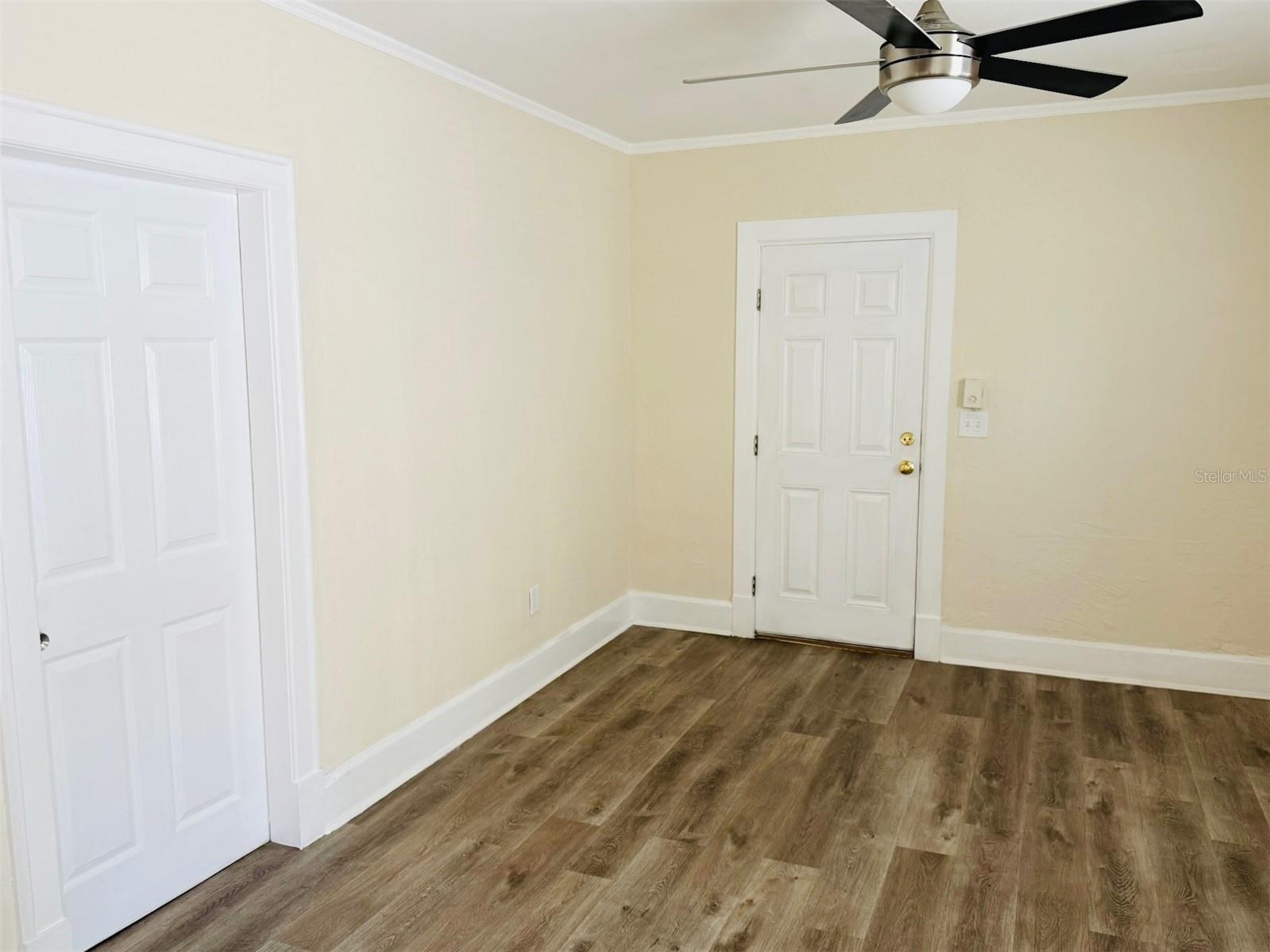 Image 2 of 20 For 3242 6th Avenue S