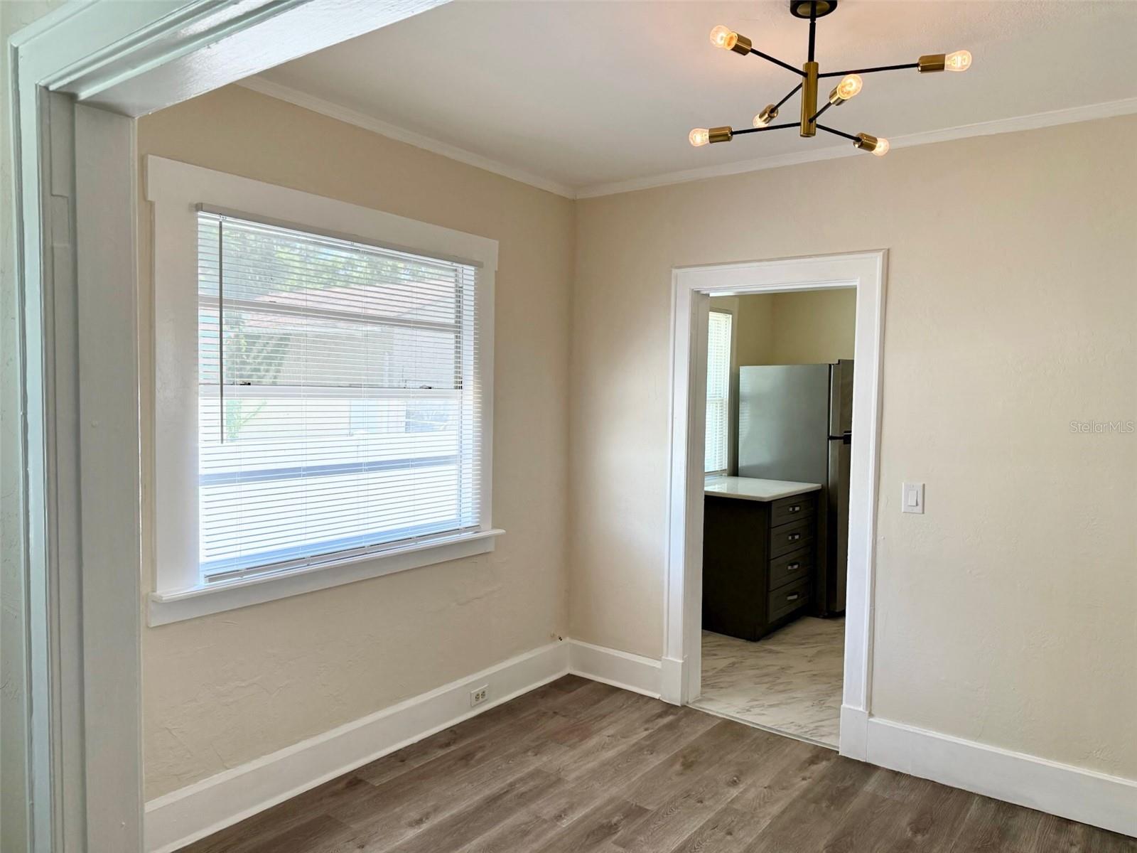 Image 6 of 20 For 3242 6th Avenue S