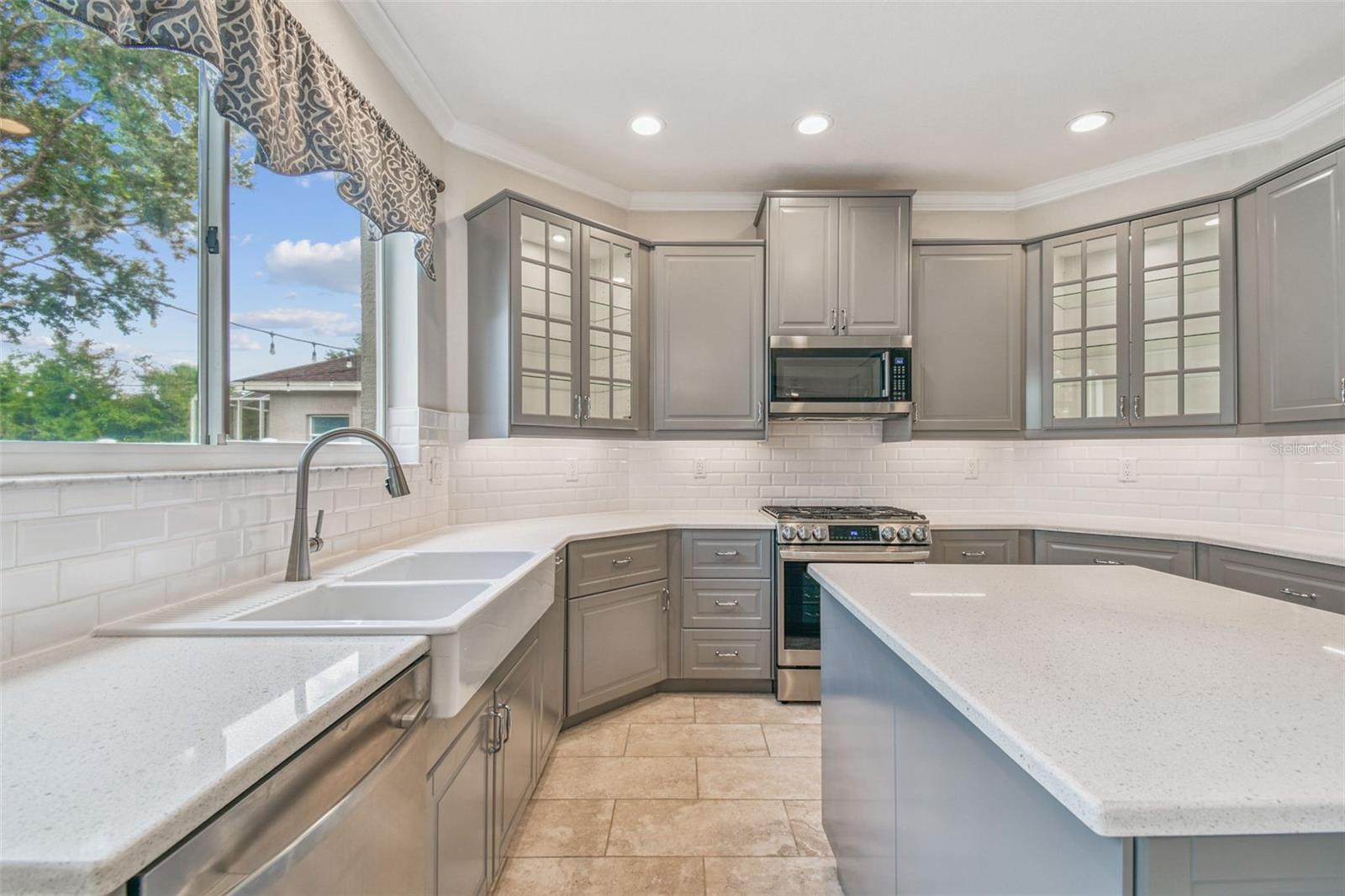 Image 11 of 52 For 19107 Mandarin Grove Place