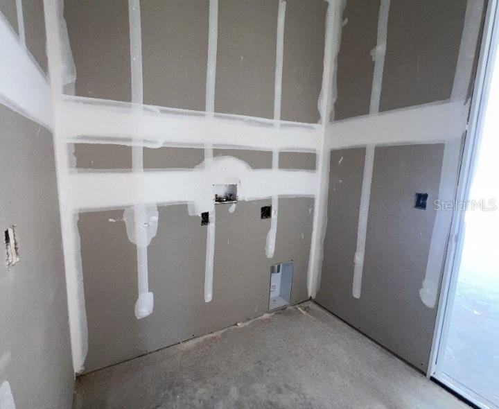 Image 17 of 40 For 2581 Broadwing St