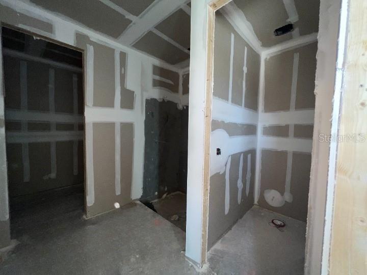 Image 31 of 40 For 2581 Broadwing St