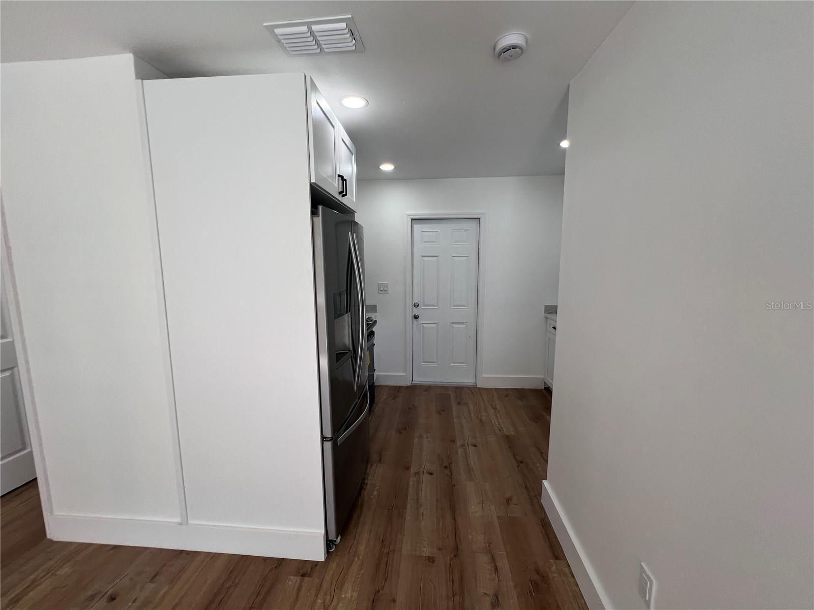 Image 7 of 26 For 8018 Edison Avenue