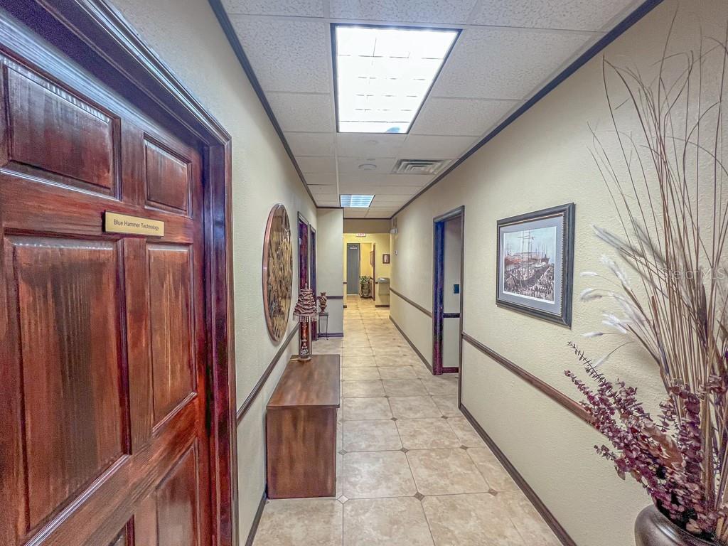 Image 6 of 13 For 411 Apollo Beach Boulevard 700