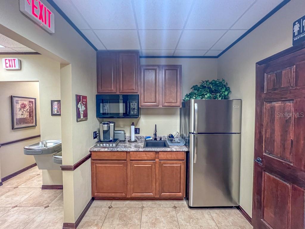 Image 7 of 13 For 411 Apollo Beach Boulevard 700