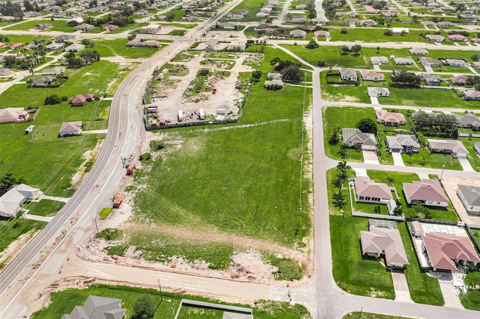 Image 6 of 12 For 614 Diplomat Parkway E