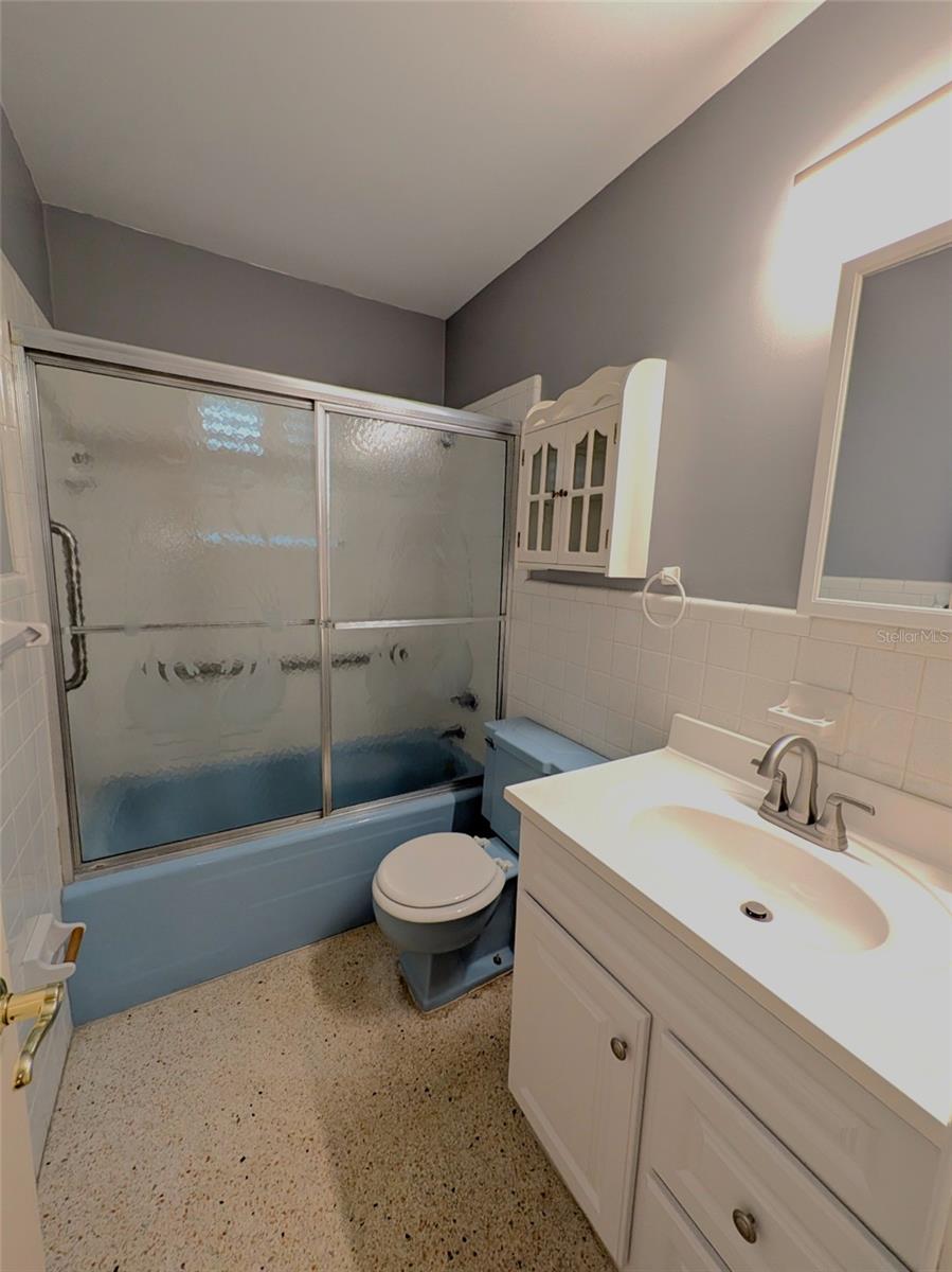 Image 10 of 26 For 2910 Price Avenue