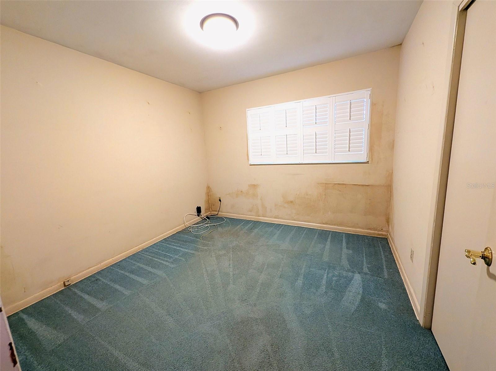 Image 12 of 26 For 2910 Price Avenue