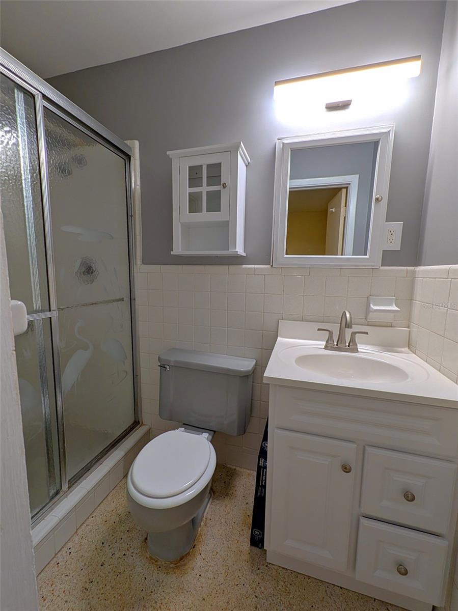 Image 14 of 26 For 2910 Price Avenue