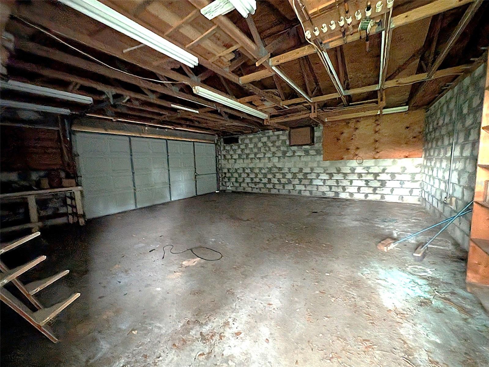 Image 17 of 26 For 2910 Price Avenue