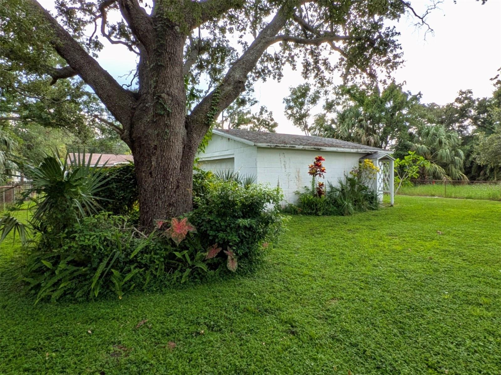 Image 20 of 26 For 2910 Price Avenue