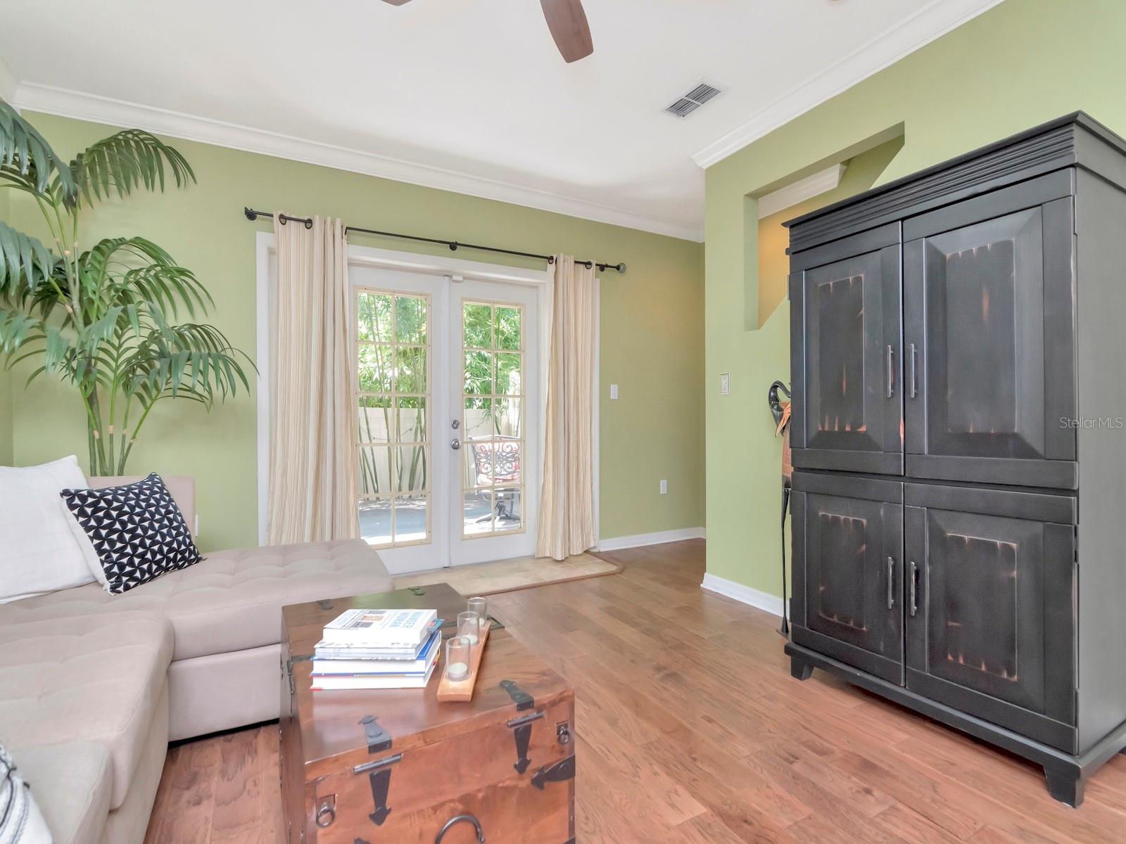 Image 6 of 39 For 2916 Gandy Boulevard B