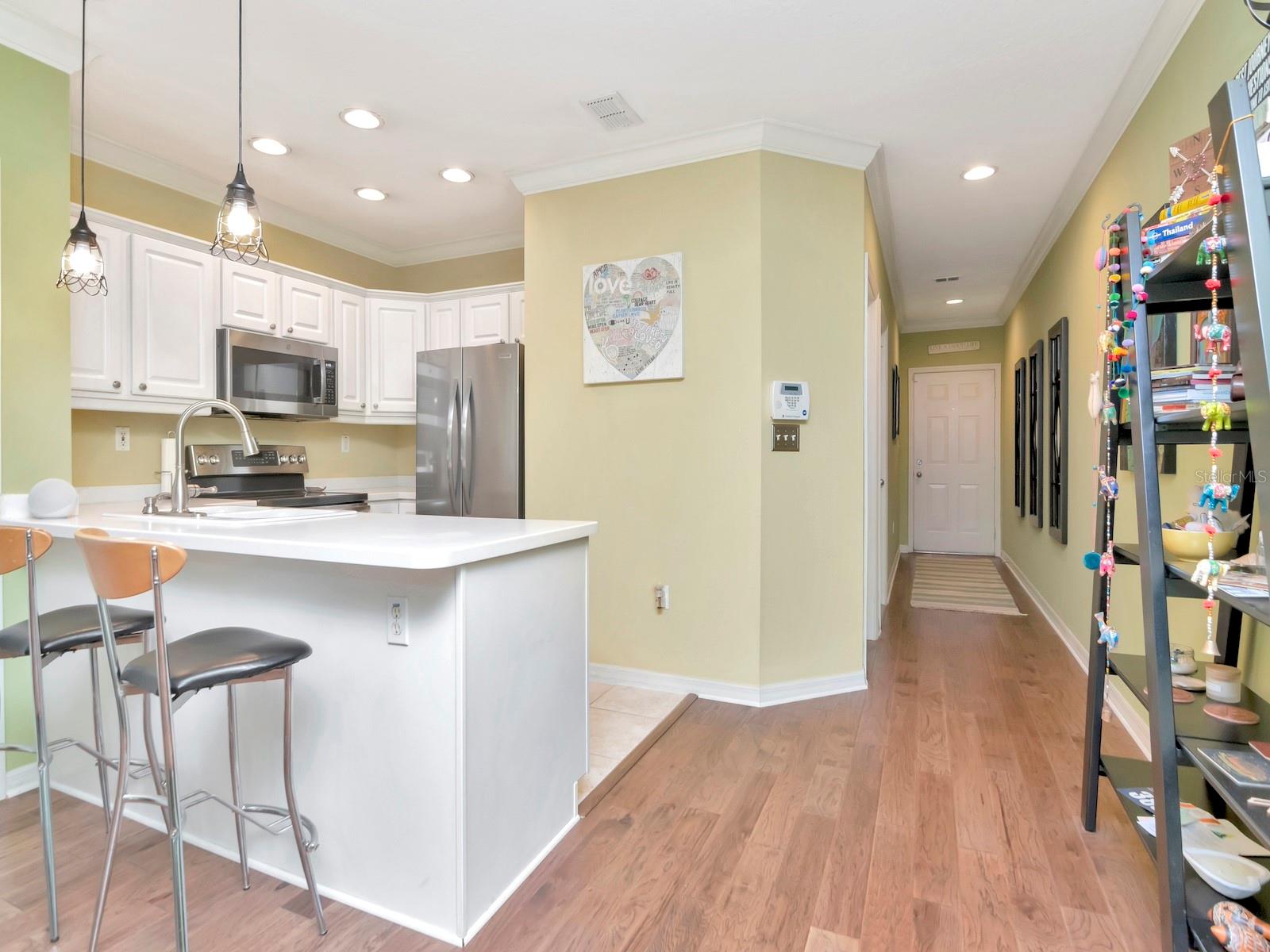 Image 9 of 39 For 2916 Gandy Boulevard B