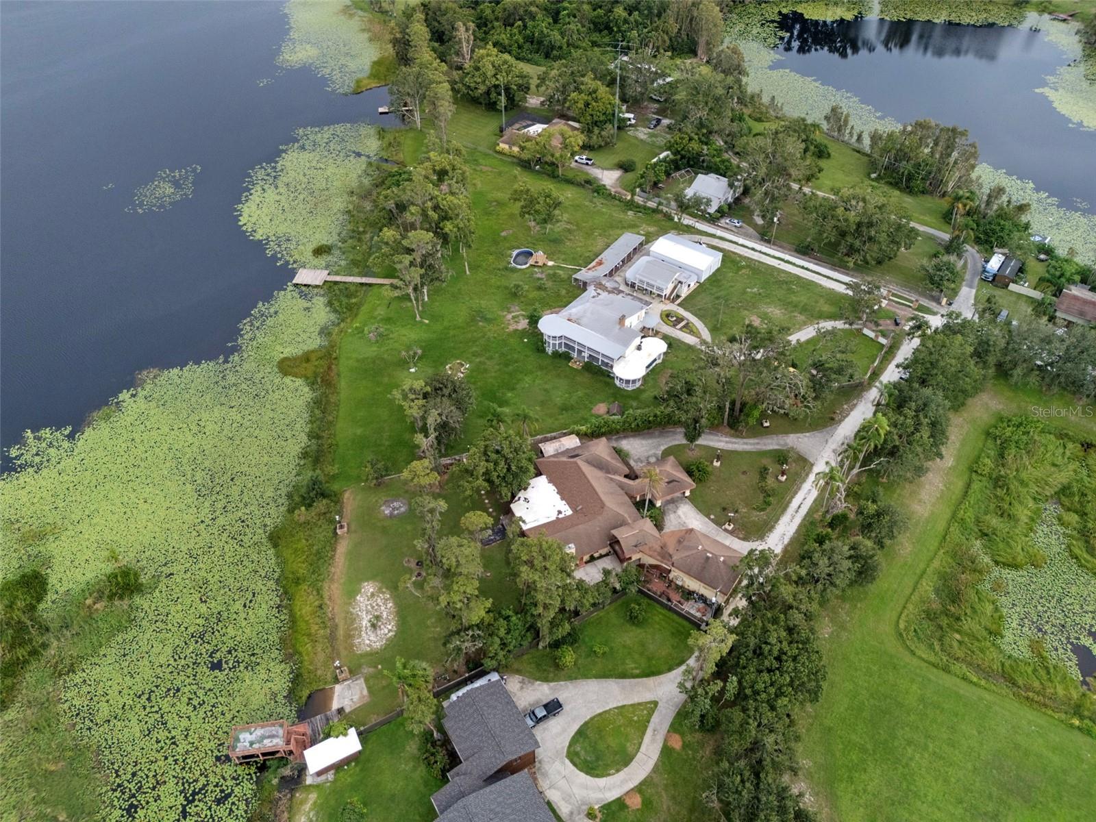 Listing photo id 81 for 228 Lakeside Drive