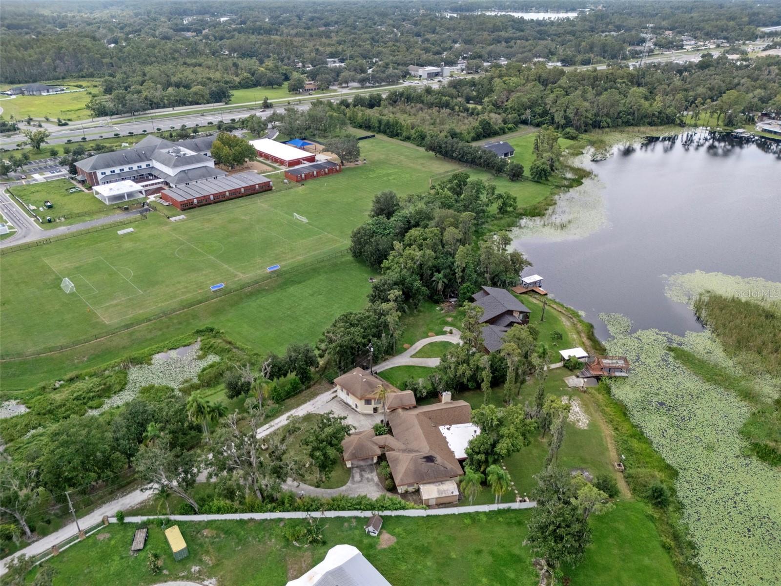 Listing photo id 87 for 228 Lakeside Drive