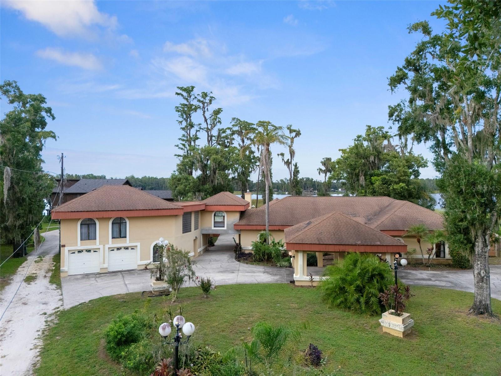 Listing photo id 89 for 228 Lakeside Drive