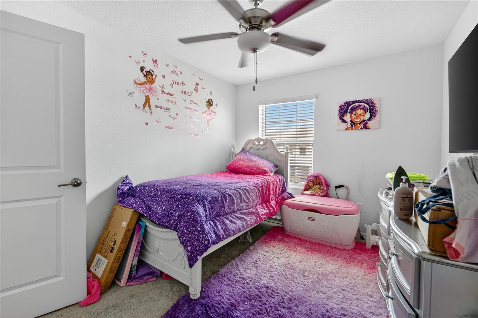 Image 39 of 52 For 14446 Editors Note Street