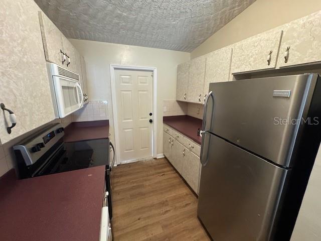 Image 9 of 21 For 3306 Highland Avenue