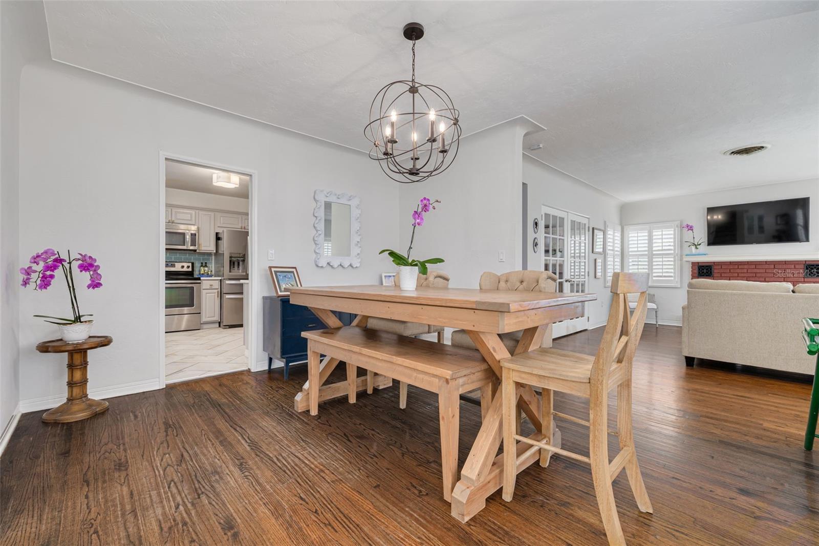 Image 11 of 39 For 2400 9th Avenue N