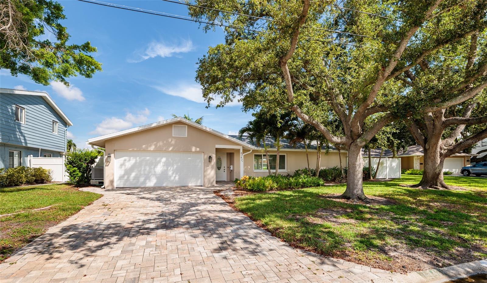 Details for 4342 14th Way Ne, ST PETERSBURG, FL 33703