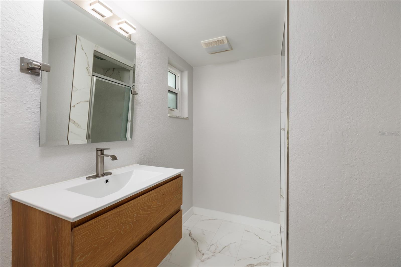 Image 12 of 30 For 4342 14th Way Ne