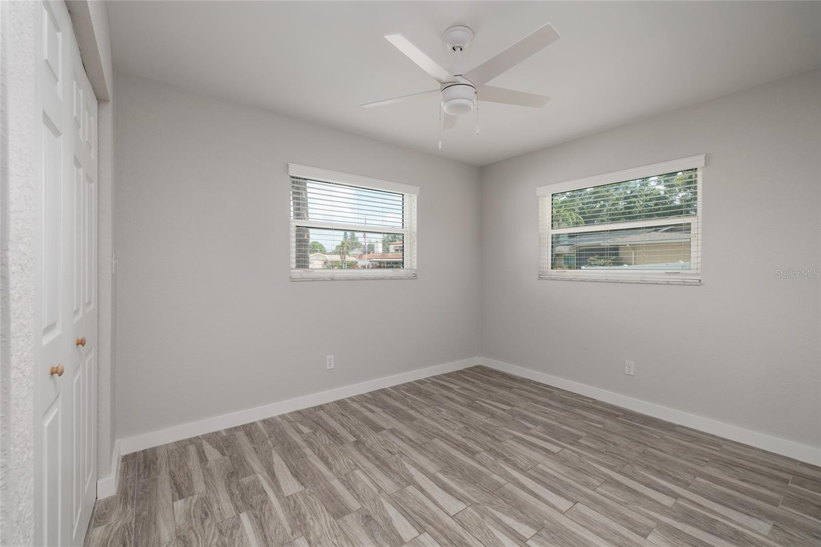 Image 16 of 30 For 4342 14th Way Ne