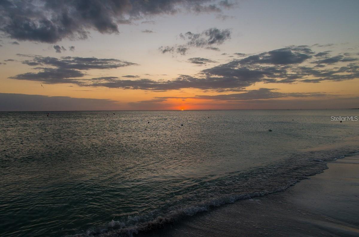 Image 22 of 50 For 5396 Gulf Boulevard 804
