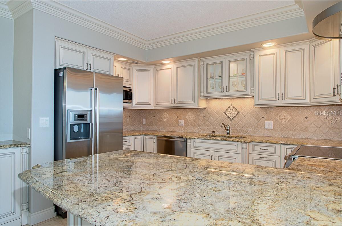 Image 8 of 50 For 5396 Gulf Boulevard 804
