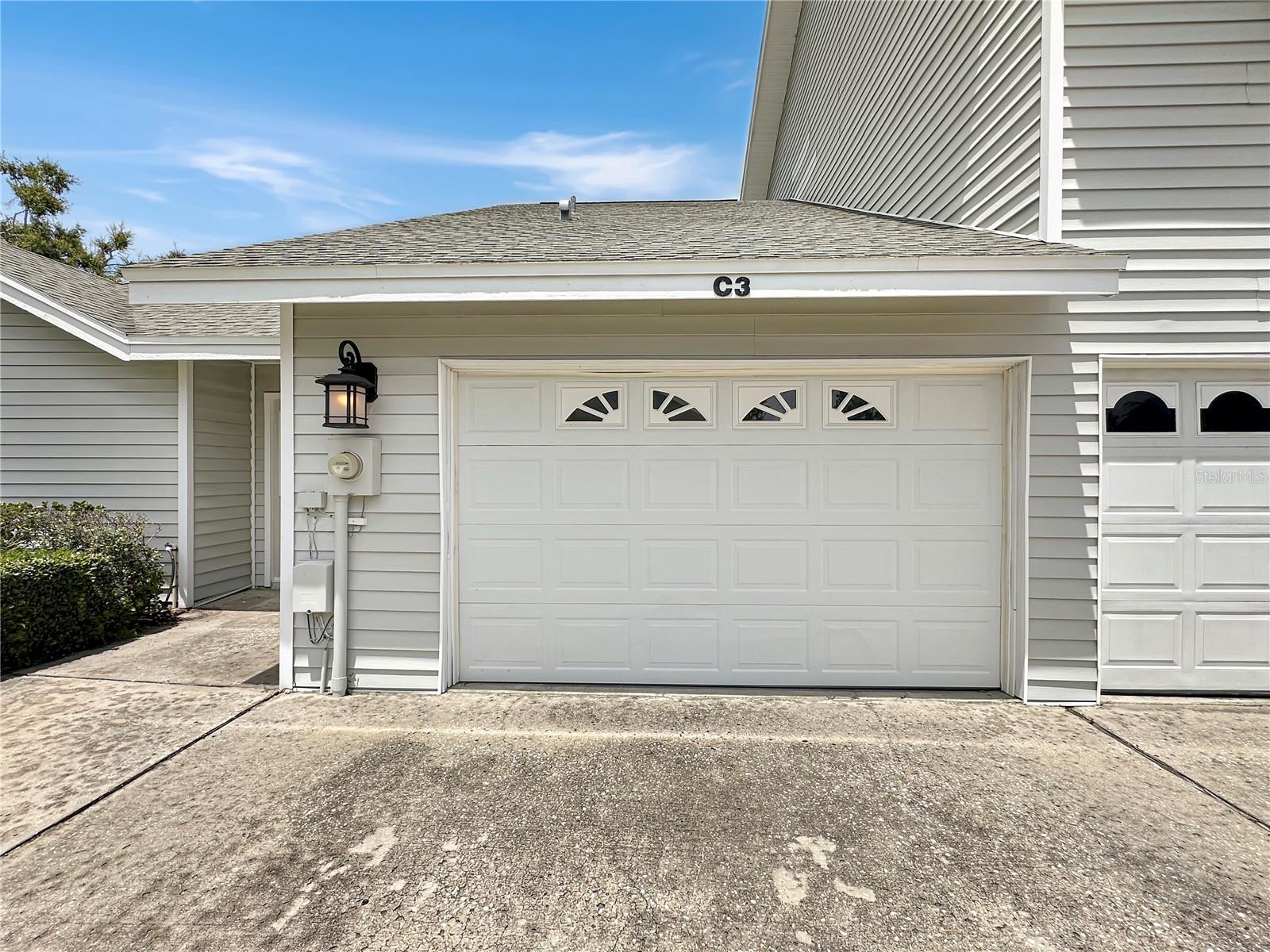Image 39 of 54 For 11722 Currie Lane C3