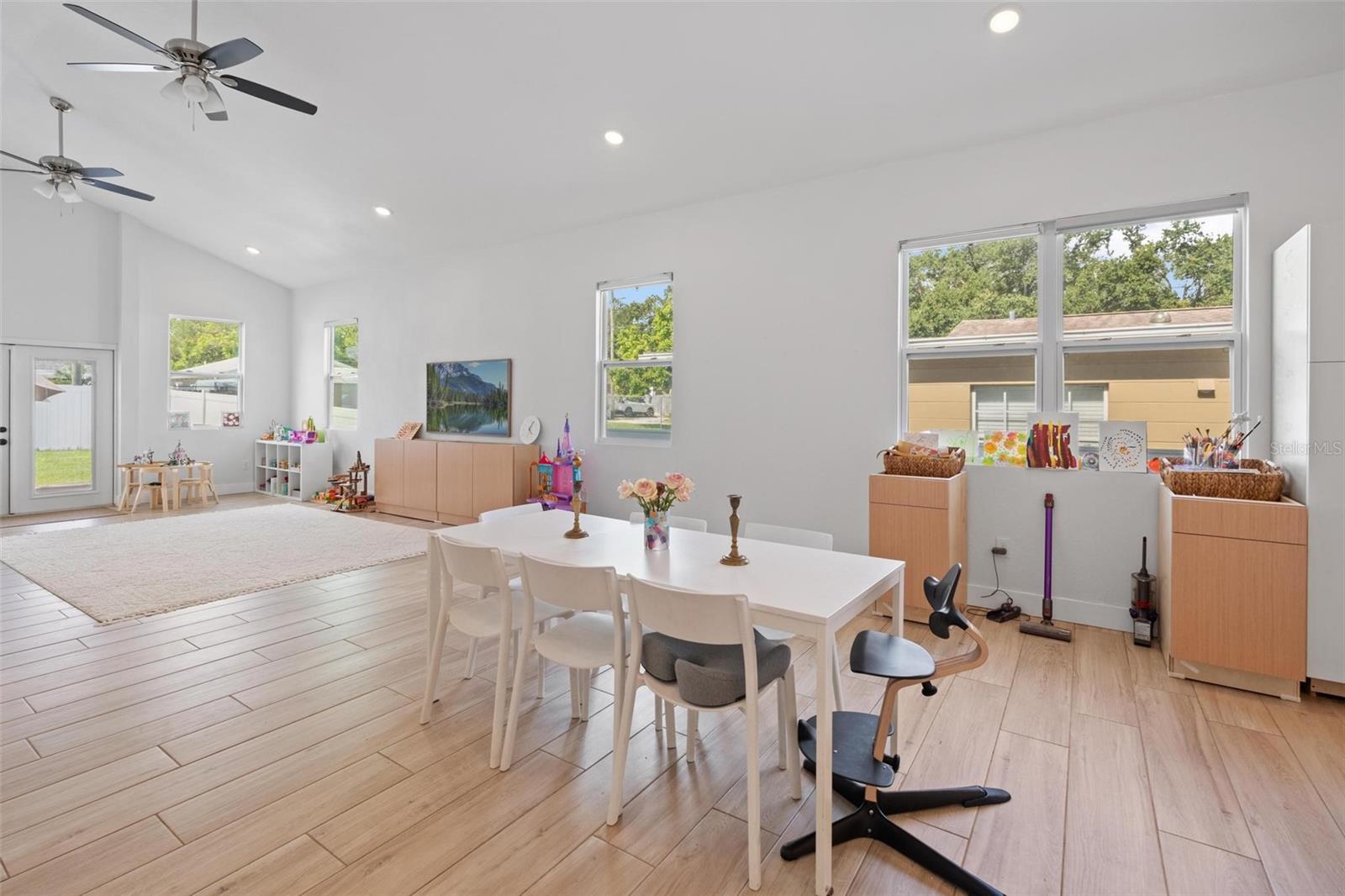 Image 16 of 38 For 1040 48th Avenue N